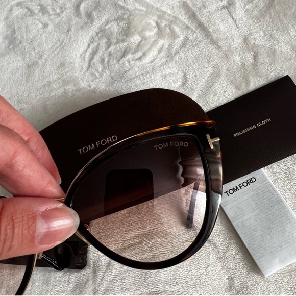 NWT | TOM FORD | cat eye sunglasses - Picture 5 of 7